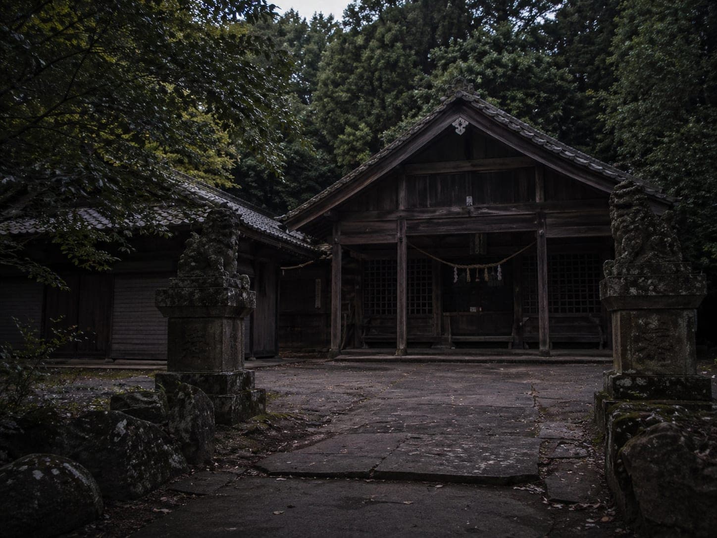 【心霊】東谷山｜名古屋最高峰の山頂で目撃される霊と藁人形の異変